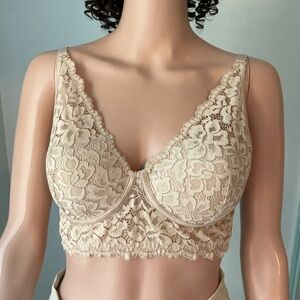 Maidenform Lace Bralette in Cream SZ 36C